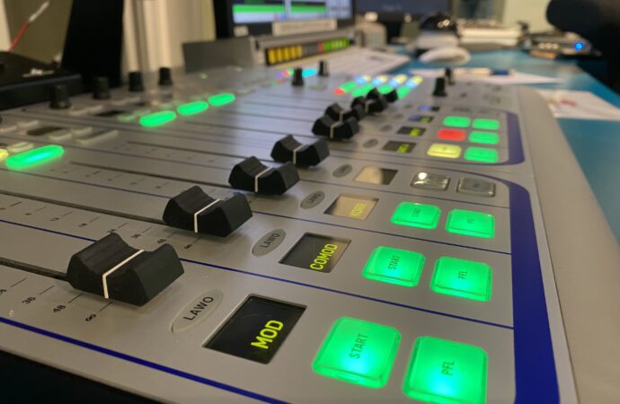 Mischpult im Studio