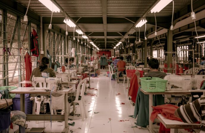 10 Jahre nach dem Unglück von Rana Plaza: Wo steht die globale Textilindustrie?